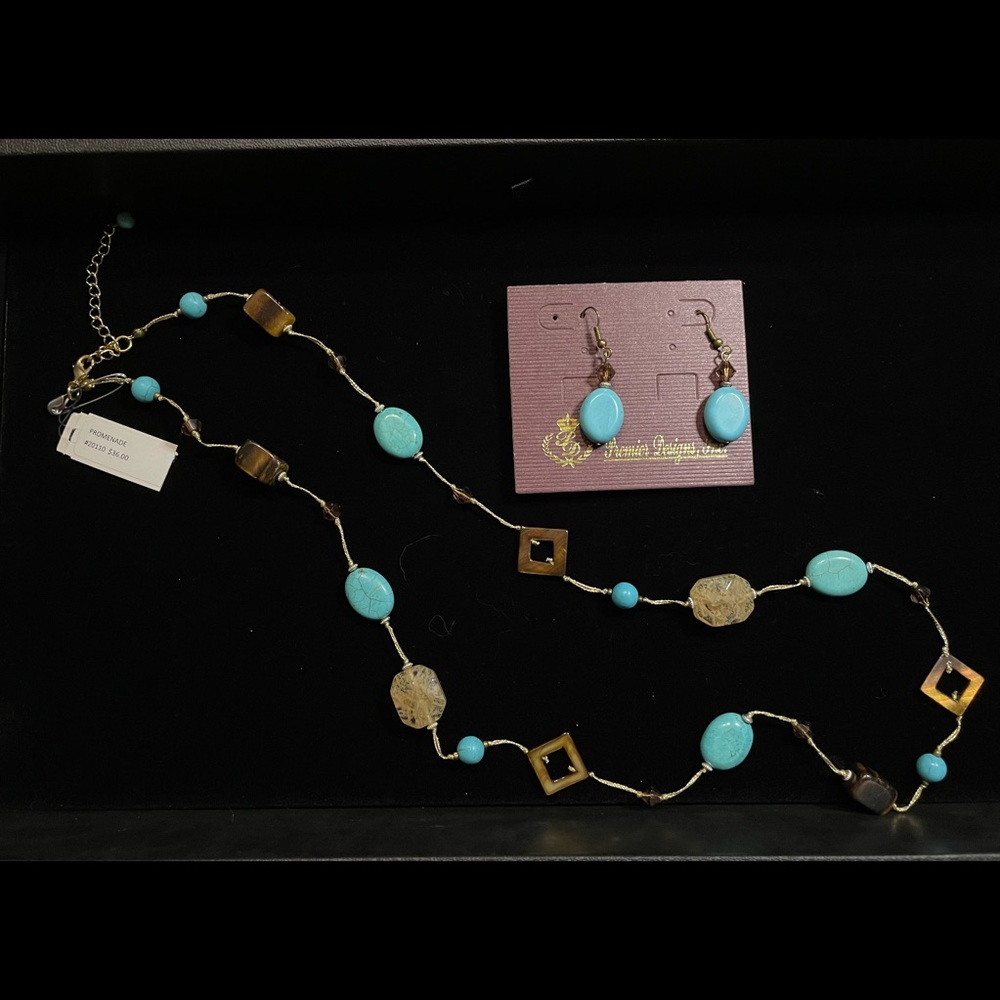 Premier Designs “Promenade” earrings #30585